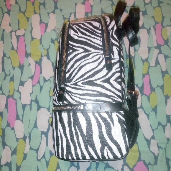 Michael Kors Rhea Zip Medium Backpack - Picture 9 of 16